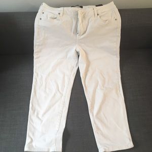 white liverpool jeans co capri stretchy denim